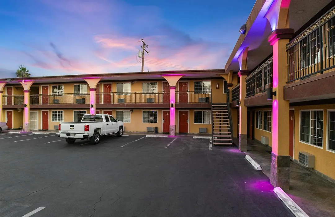 Sky Palm Motel - Orange-1