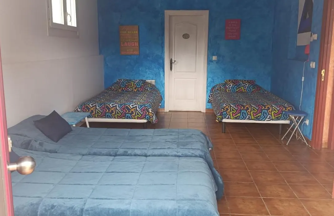 Hostal A La Sombra Del Laurel-1