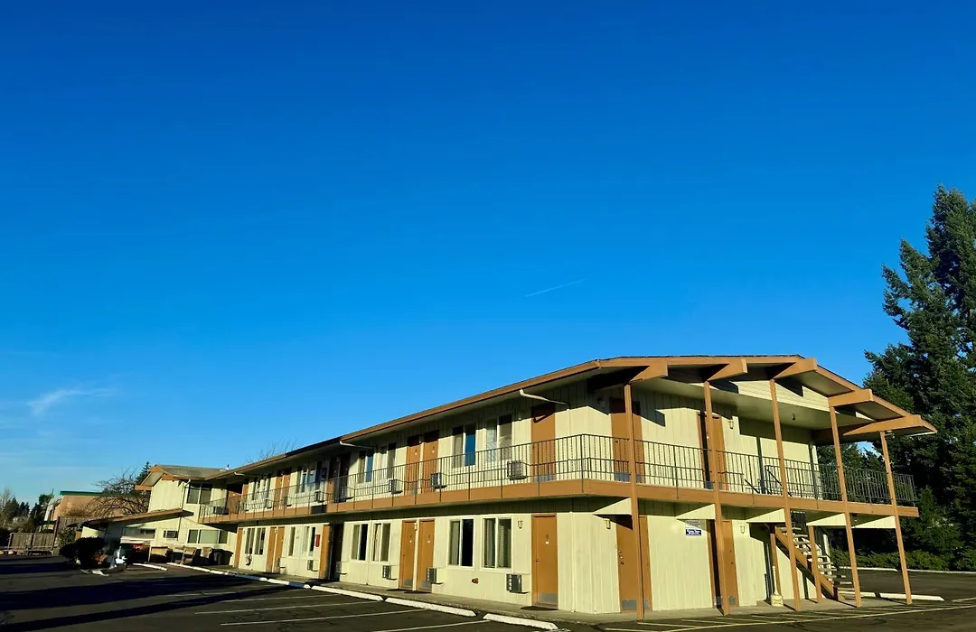 Snooz Inn-1