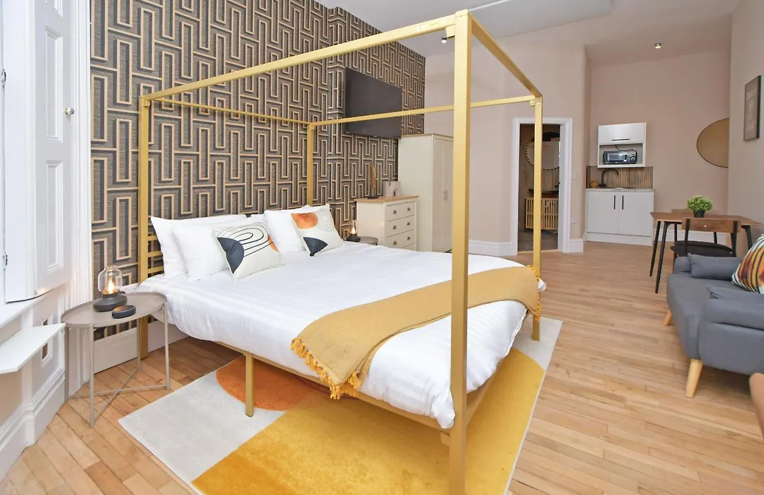 One Battison - Affordable Rooms, Suites & Studios In Stoke On Trent-1