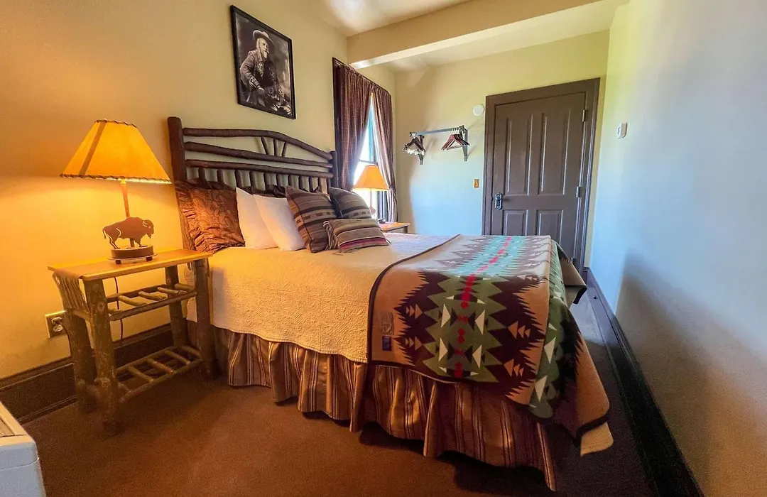 Sheridan Inn - Best Western Signature Collection-1