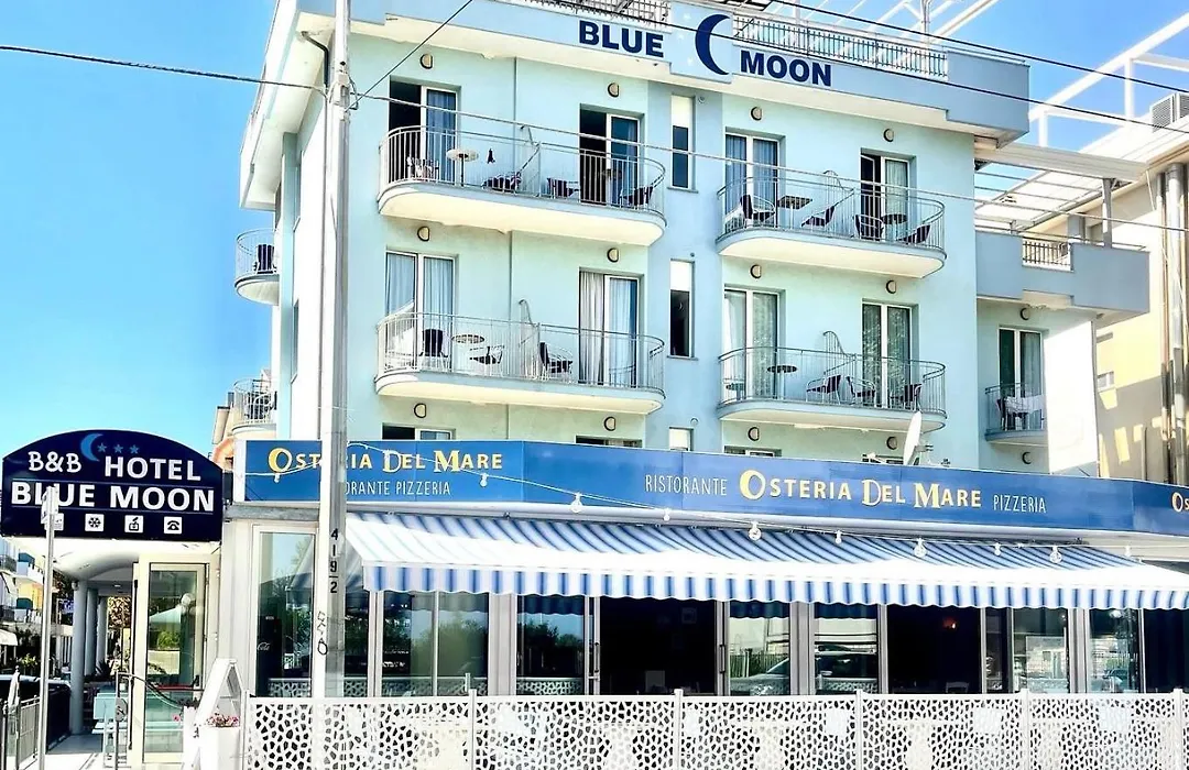 Hotel Blue Moon-1