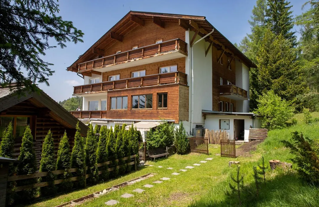 Hotel Pension Tyrol-1