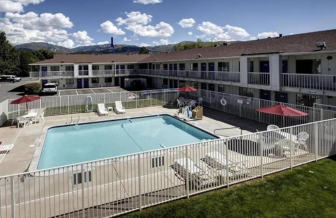 Super 8 By Wyndham Woods Cross - Salt Lake City North-1