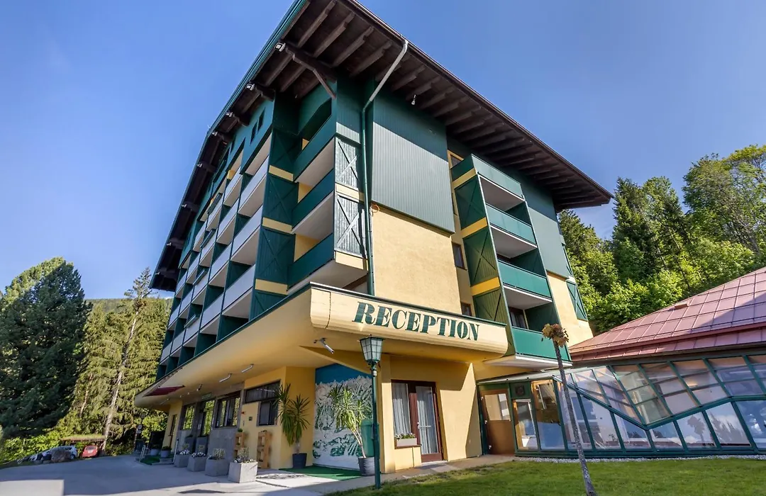 Alpine Club Resort-1