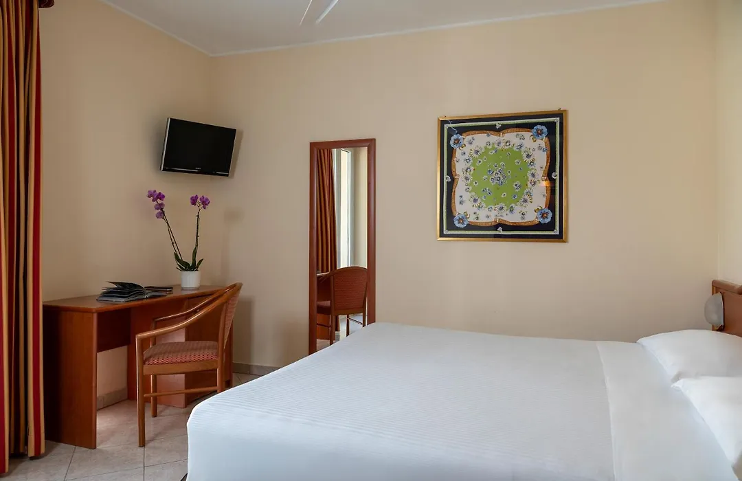 Hotel Regina-1