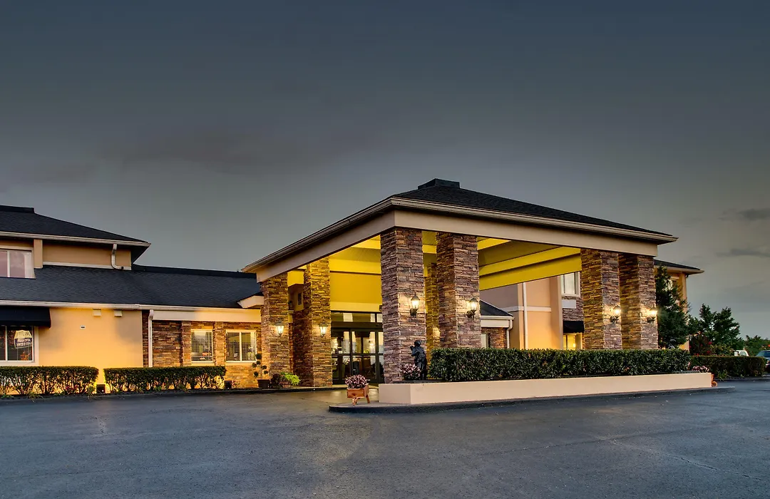Greenfield Inn & Suites Elizabethtown, Ky I65 Exit 94-1