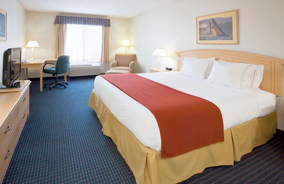 Holiday Inn Express & Suites Superior By Ihg-1