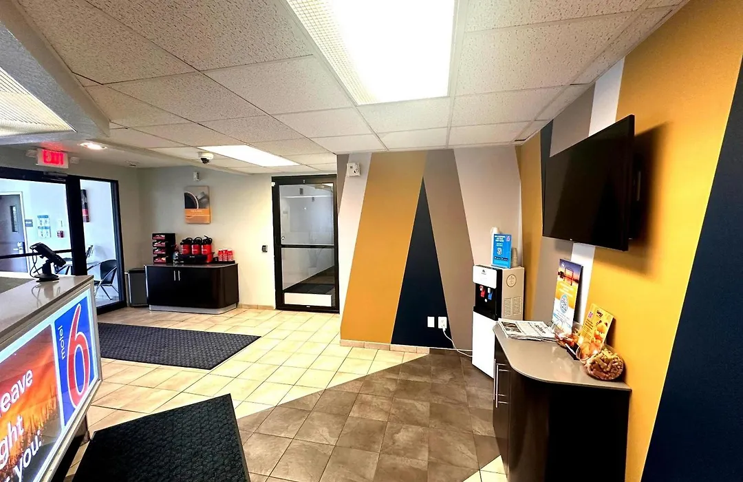 Motel 6-Duluth, Mn-1