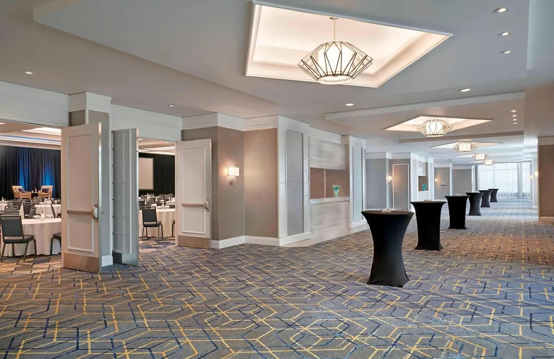 Sheraton Parkway Toronto North Hotel & Suites-1
