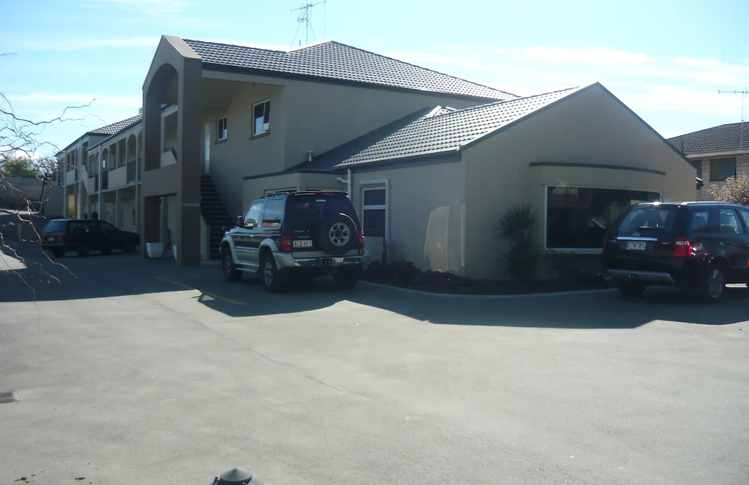 Asure Avenue Motor Lodge-1