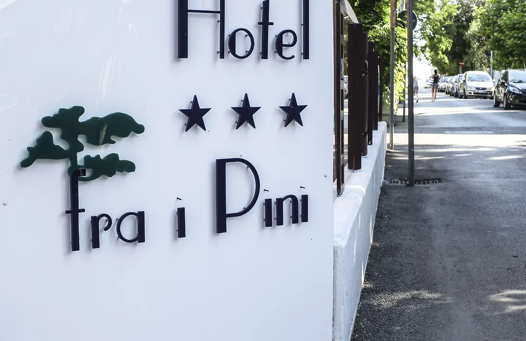 Hotel Fra I Pini-1