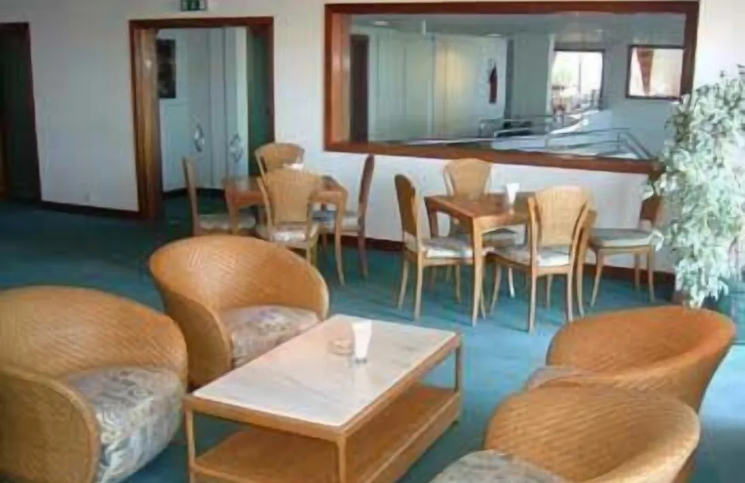Hotel Escola-1
