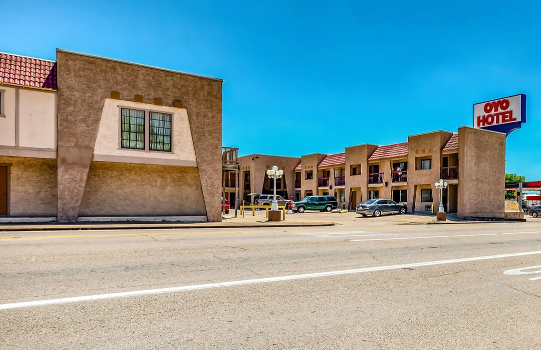 Oyo Hotel Groesbeck-1