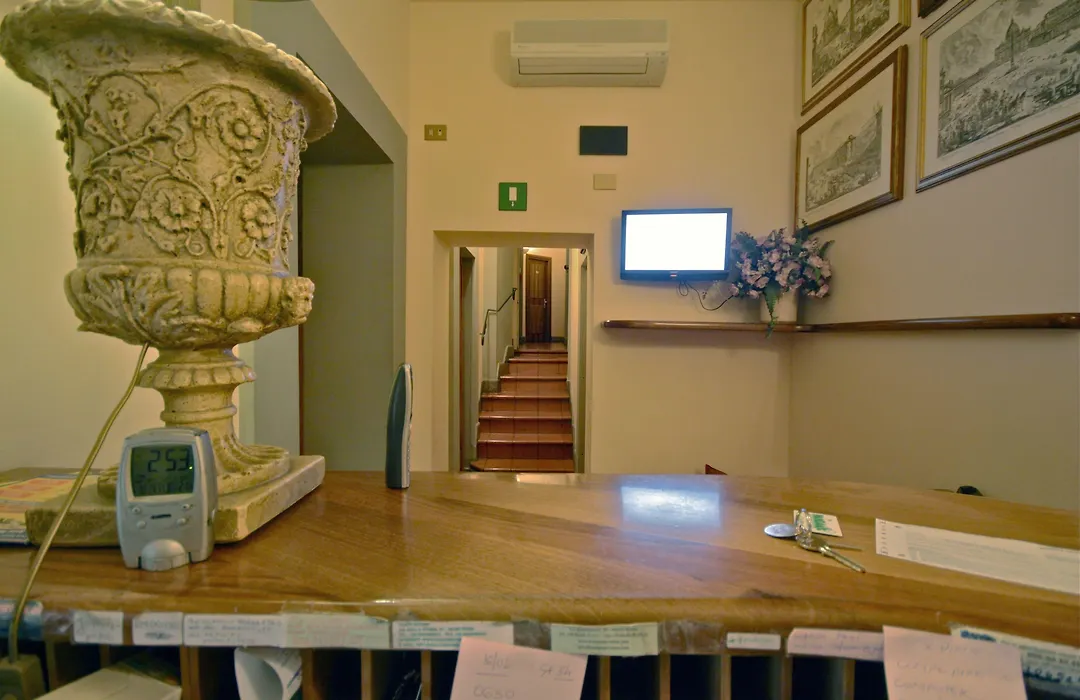 Hotel Panda-1
