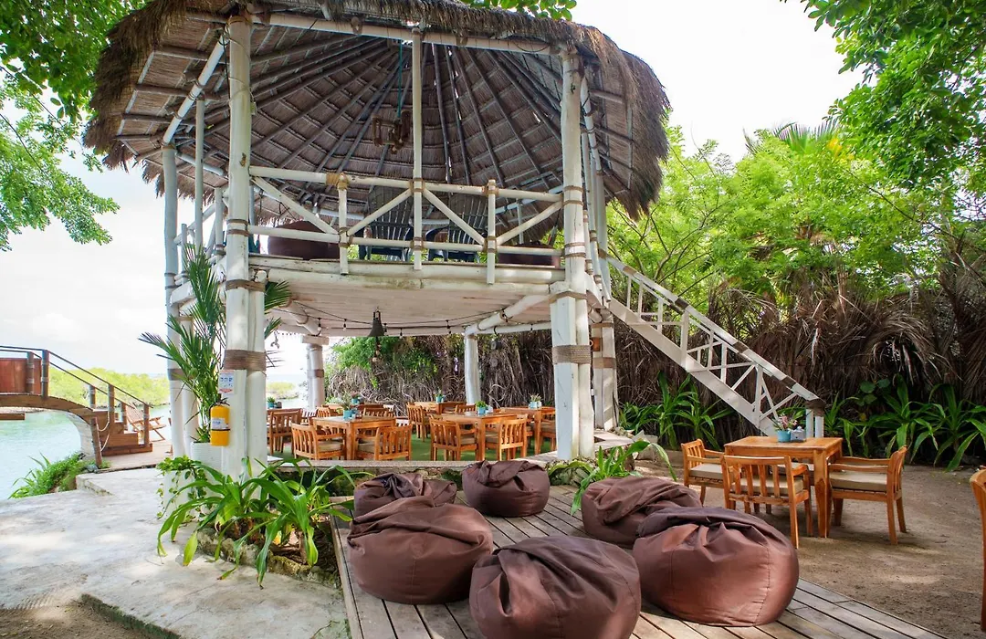 Isla Mulata, Islas del Rosario-1