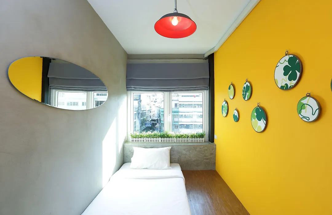 Smile Inn-1