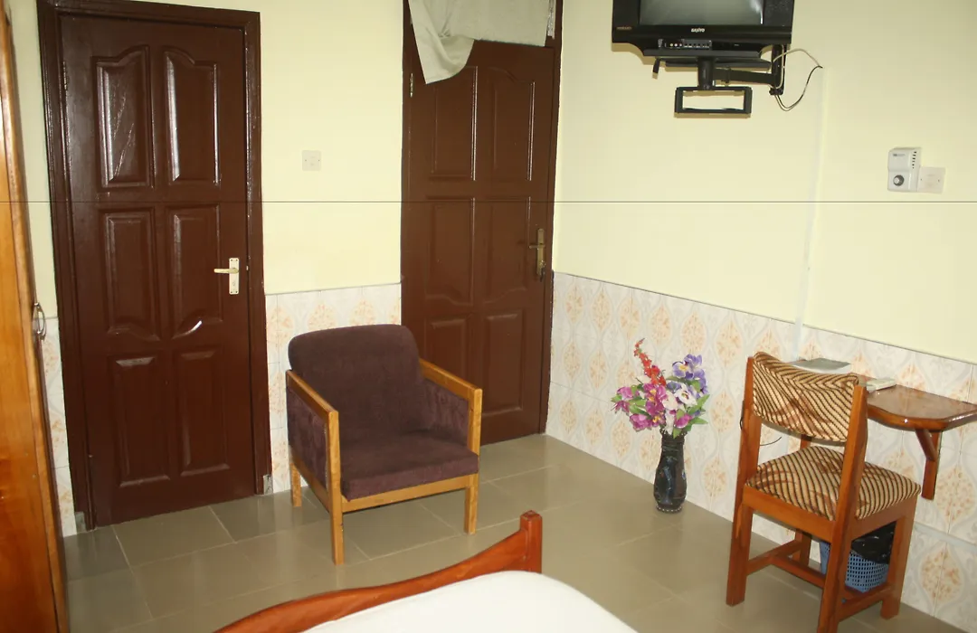 Dokua Royal Hotel-1