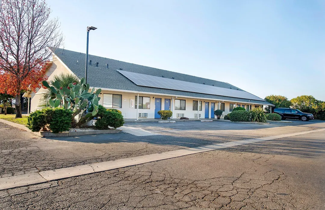 Super 8 By Wyndham Dunnigan-1