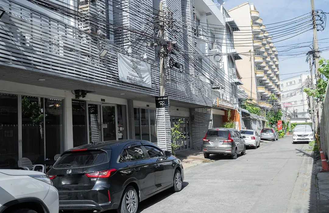Ratchadamnoen Residence-1