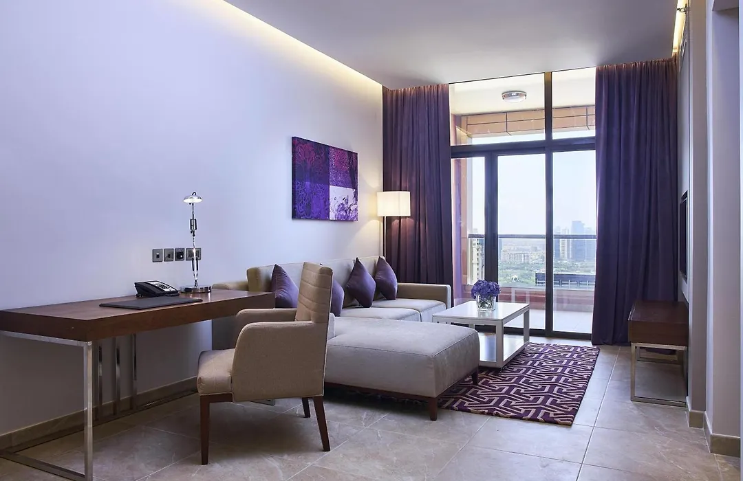Mercure Dubai Barsha Heights Hotel Suites And Apartments-1