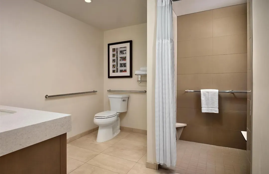Hyatt House La - University Medical Center-1