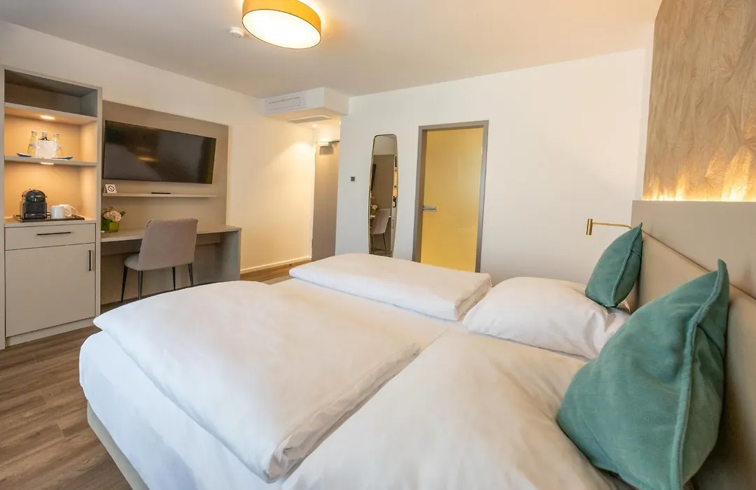 Hotel Plaza-1