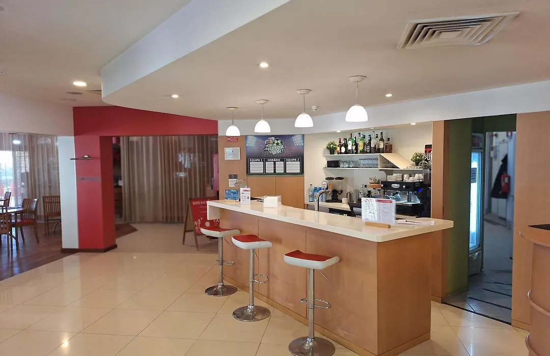 Hotel Ibis Setubal-1