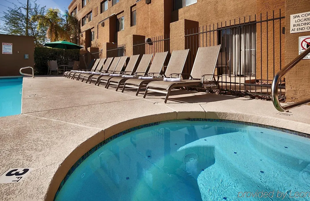 Tempe By The Mall Phoenix Airport Hotel-1