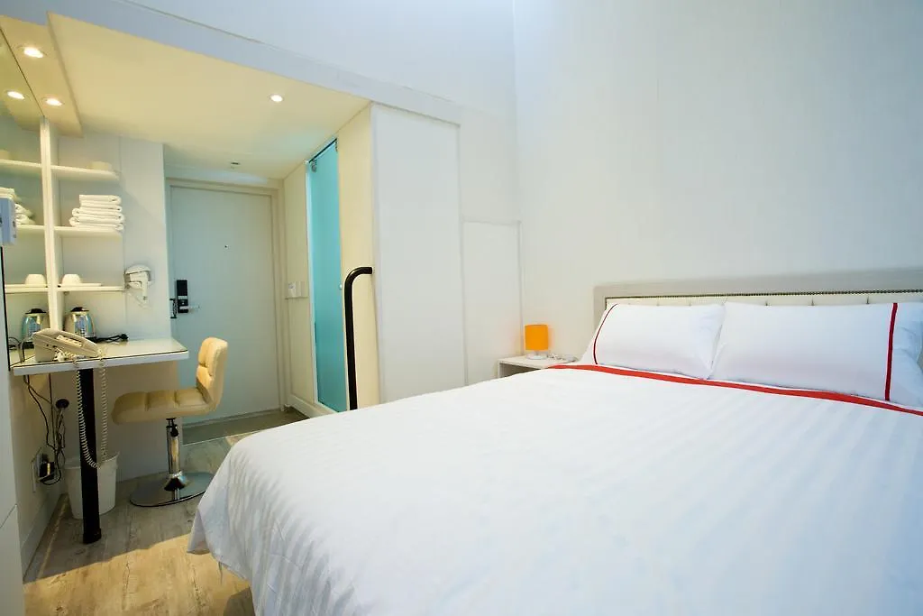 Hotel The-Ore-1