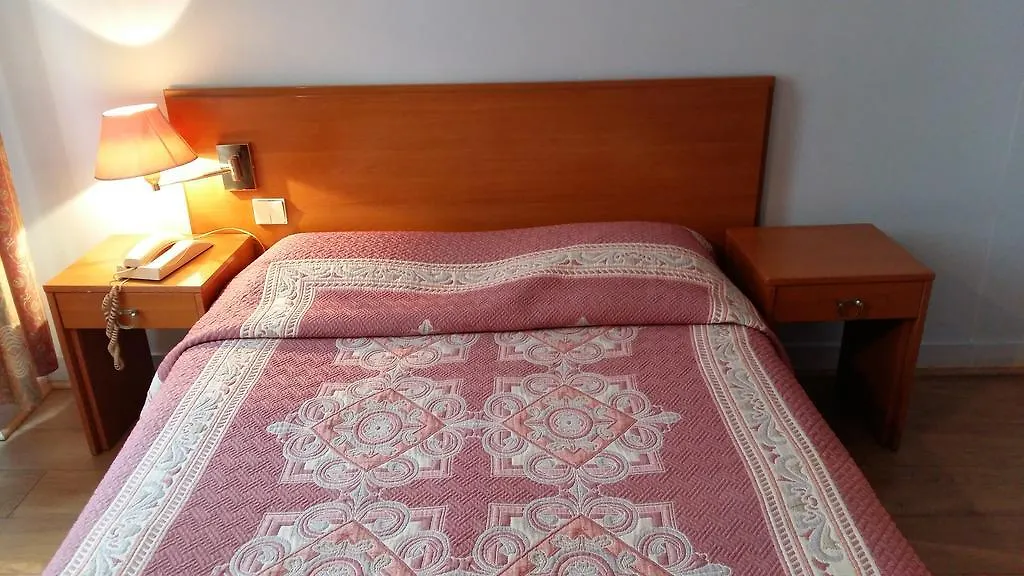 Pax Hotel Paris 18E-1