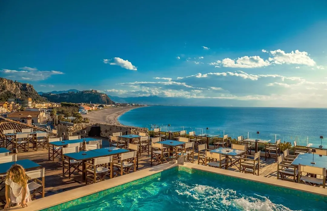 Ngonia Bay Boutique Hotel-1