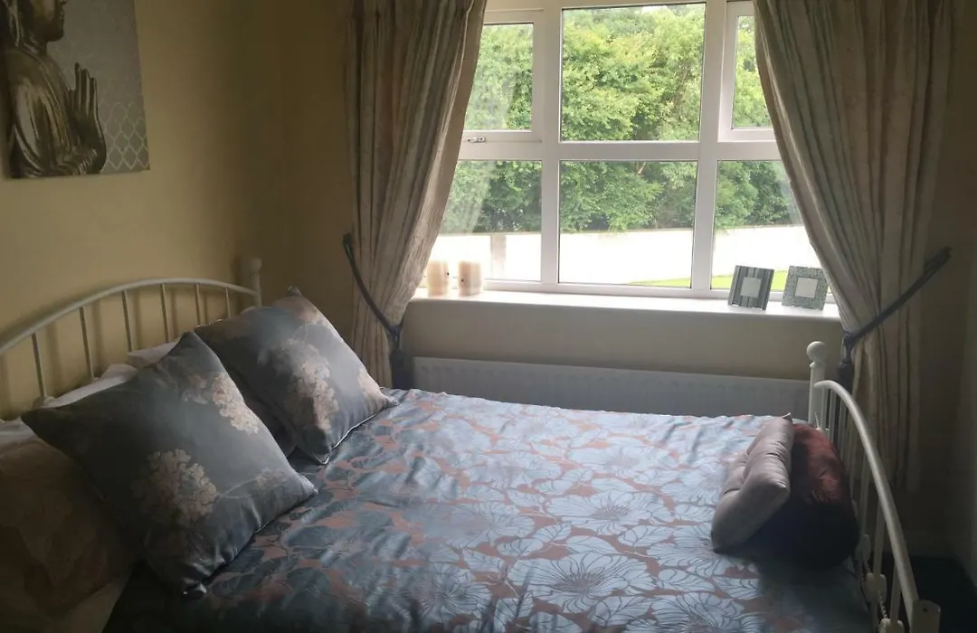 Tara Lodge Galway-1