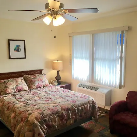 Los Feliz Hotel-3