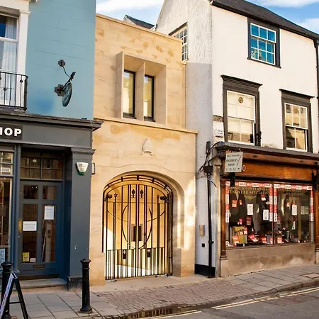 Turl Street Mitre-2
