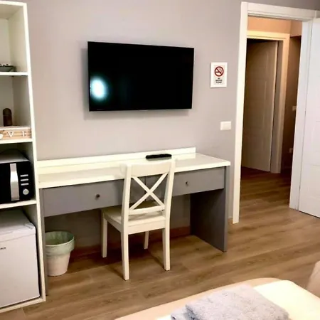 Room Sweet Room 2-2
