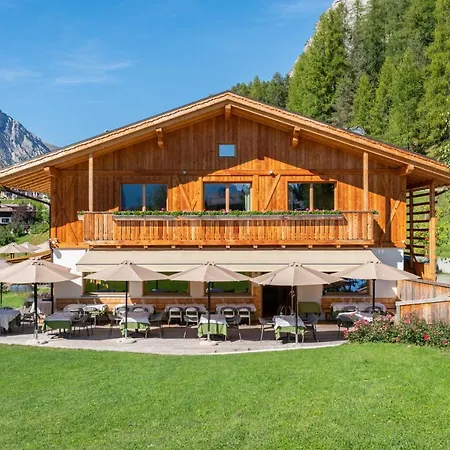 Dolomiti Lodge Alverà-2