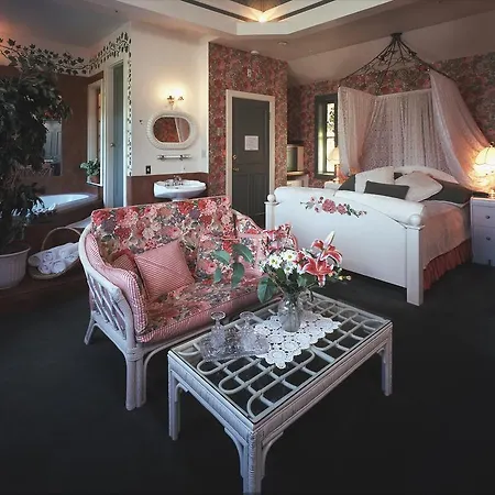 Humboldt House Bed & Breakfast-2