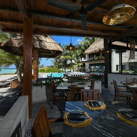 Casa del Jaguar Beach Hotel-2