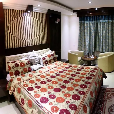 Hotel Raj Mandir-2