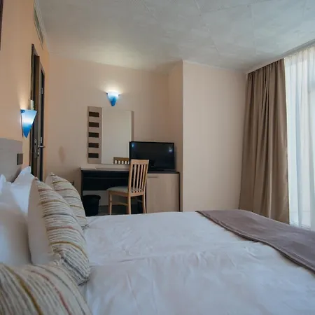 Selena Hotel-2