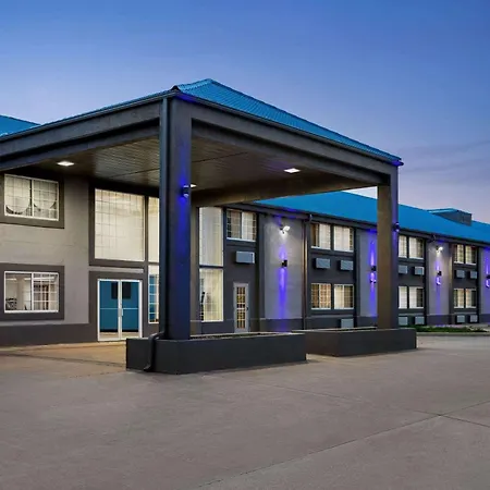 Baymont By Wyndham Blackwell I-35-2
