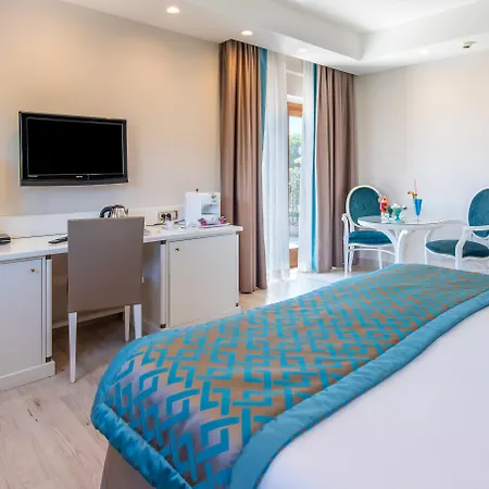 Nastro Azzurro Resort-2