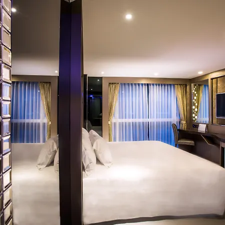 Azure Hotel Pattaya-2