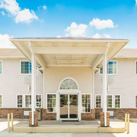 Super 8 By Wyndham Platte City Kansas City Area-2
