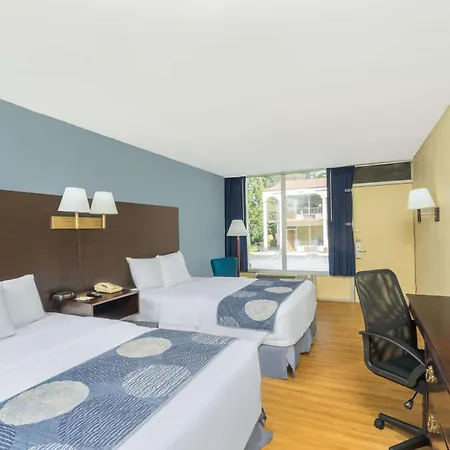 Days Inn By Wyndham Statesville-3