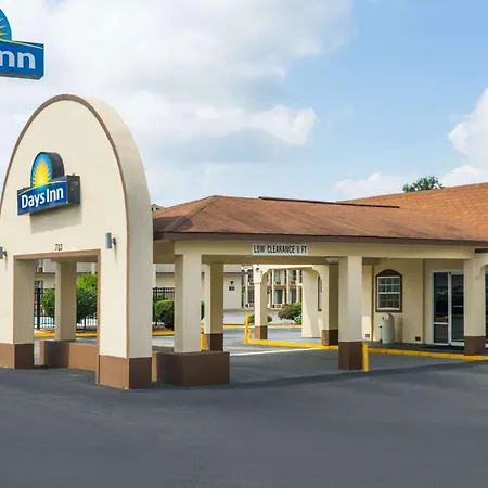 Days Inn By Wyndham Statesville-2