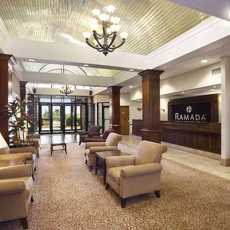 Ramada By Wyndham Batesville-2