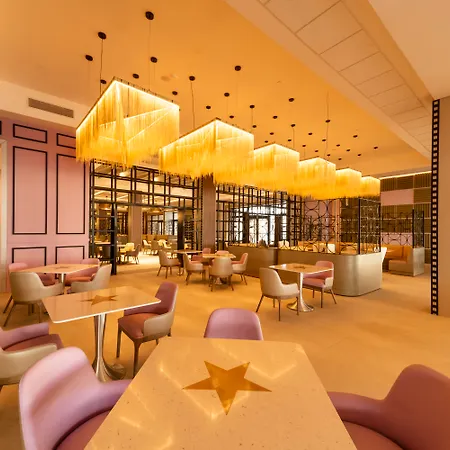 Planet Hollywood Cancun By Royalton, An Autograph Collection All-Inclusive Resort (Adults Only)-2