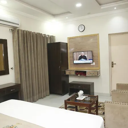 Park View Hotel Gulberg-2